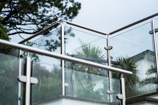 Glasværn (600 × 400px)